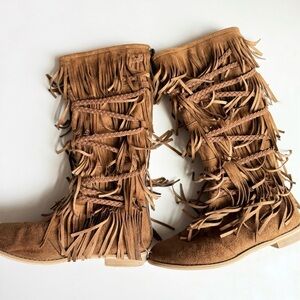 Joyfolie Girl Fringe Riley Boots in Nutmeg size 2